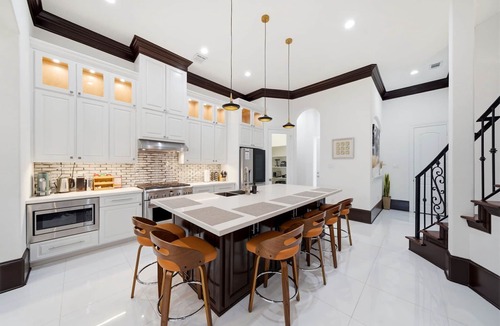 Shady Acres House | Luxe Heights Retreat With Heated Pool/Spa, Elevator, King En-suites And Theater
