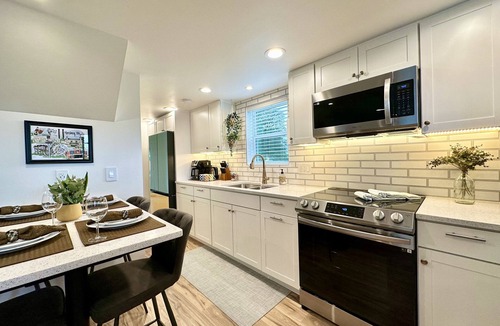 Hummelstown Cottage | {Luxe} Hershey Cottage + Firepit & Pac Man 5 Min To Hershey