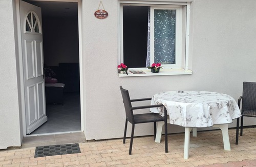 Chatenoy-le-Royal House | Luxe-Home