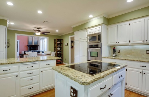 Vinita House | Luxe Home w/Private Pool & Game Room in Vinita
