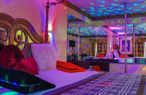 Dolton Hotel | Luxe Inn and Suites