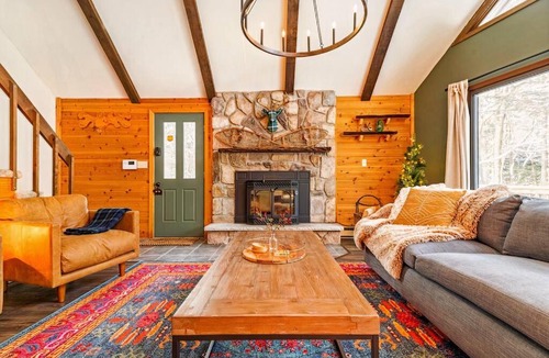 Lake Harmony Ski Chalet | Luxe Lake Harmony Home, Game Room, Firepit, Deck