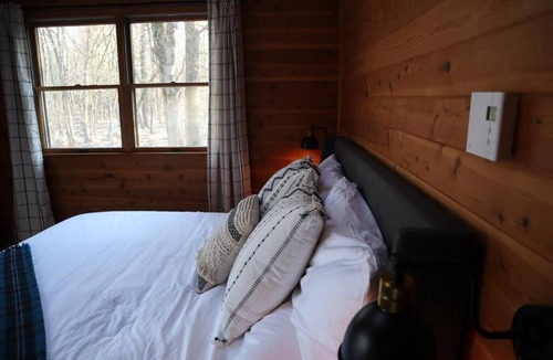 Lake Harmony Ski Chalet | Luxe Lake Harmony Home, Game Room, Firepit, Deck