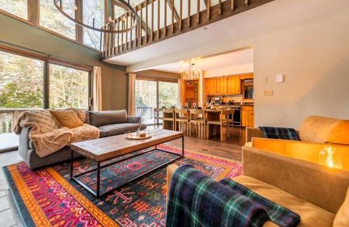 Lake Harmony Ski Chalet | Luxe Lake Harmony Home, Game Room, Firepit, Deck