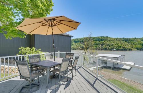 Roach House | Luxe Lake of the Ozarks Group Escape in Roach