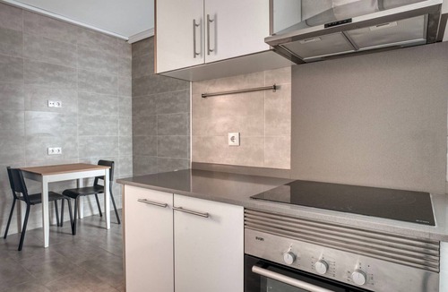 Sant Gervasi Apartment | Luxe Les Tres Torres 3BR nr Turo Park , by Blueground