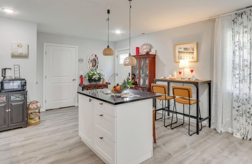 West Haven Apartment | Luxe Living! Apt 1 Mi to West Haven Medical Center