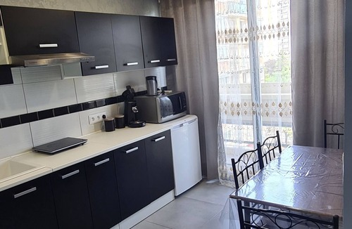 Chalon-sur-Saone Apartment | Luxe-Living