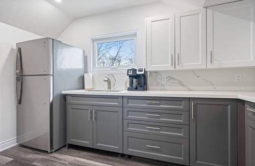 Port Dover Condo | Luxe Lodges on Lake Erie ~ Moonstone ~ Beach House