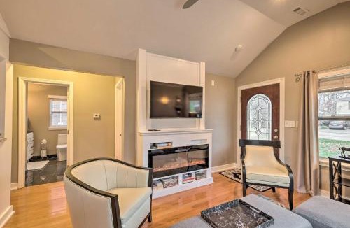 Lyndon House | Luxe Lyndon Home < 11 Mi to Dtwn Louisville!