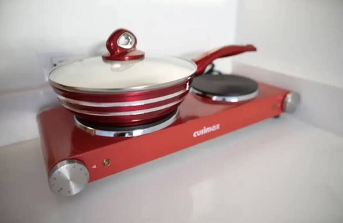 Loyal Heights Apartment | Luxe Modern Ballard Studio: 15 Min to Space Needle