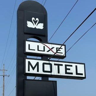 Worth Hotel | Luxe Motel