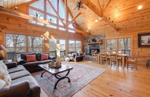 Tate House | Luxe Mtn-View Cabin w/Resort Perks in Jasper!