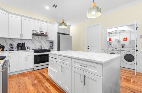 The Heights Villa | Luxe new 4BR 3BA+game room+free parking