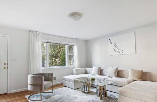 Southeast Yonkers Apartment | Luxe NYC Home with Game Room + Free Parking