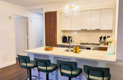 Hell's Kitchen Apartment | Luxe NYC Sky Apartment 2BR 2BA w/Fireplace, Views