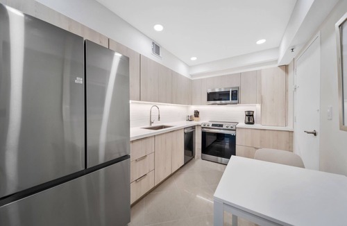 Hollywood South Central Beach Condo | Luxe Oceanfront Condo in Hollywood Beach