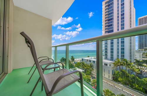 Hollywood South Central Beach Condo | Luxe Oceanfront Condo in Hollywood Beach