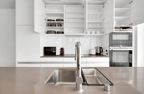 Glattbrugg Apartment | Luxe Opfikon 4.5 Room w/Storage & W/D, 2 mins to Market, by Blueground
