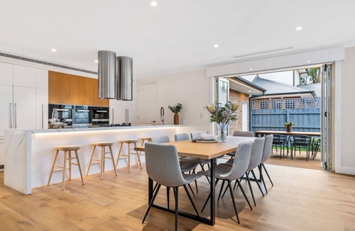 Hampton House | Luxe Parkside Hampton Home