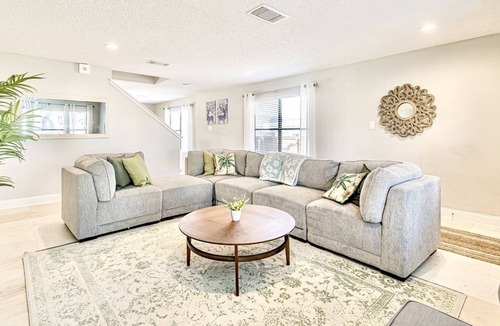 North San Antonio - SAT House | Luxe Private San Antonio Retreat with Pool Near DT!
