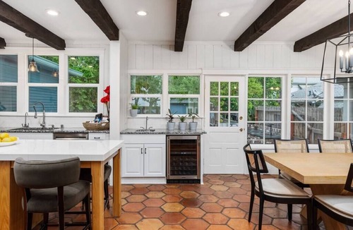 Lodi House | Luxe Retreat Designed For Group Getaways