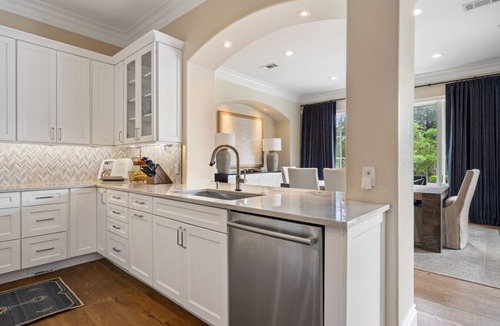 Long Canyon House | Luxe Retreat -Sauna|Cold Plunge|Pool Spa + Privacy