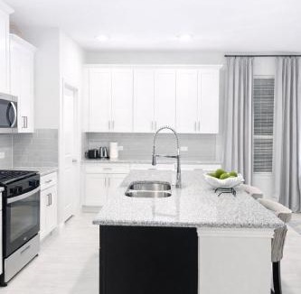 Seagoville Villa | Luxe Retreat
