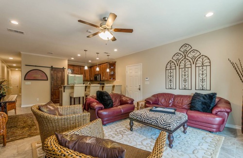 New Braunfels Condo | LUXE Riverfront Condo nSteps From The Guadalupe Rivernnn