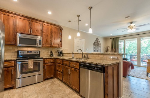 New Braunfels Condo | LUXE Riverfront Condo nSteps From The Guadalupe Rivernnn