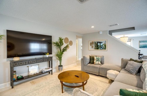 North San Antonio - SAT House | Luxe San Antonio Vacation Rental w/Private Pool!