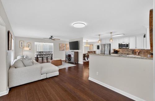 Sandbridge House | Luxe Sandbridge Beach, Waterfront, Pool, Arcade