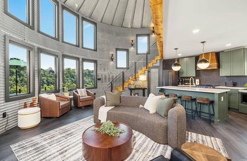 Daniels Hill House | Luxe Silo w/River Views <.5 mi to Charming Downtown Lynchburg