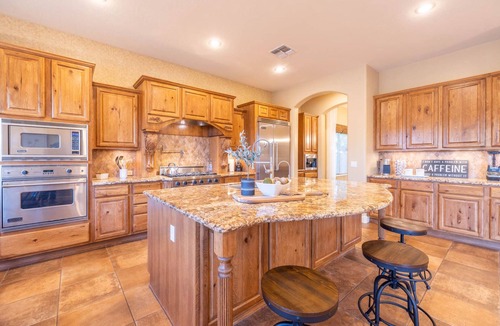 Power Ranch House | Luxe Southwest Villa: Heated Pool + Pool Table