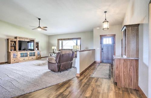 Spearfish House | Luxe Spearfish Hideaway: Golf, Hike, Explore!