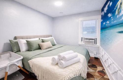 Cheektowaga Apartment | Luxe Stay Near Airport and Downtown