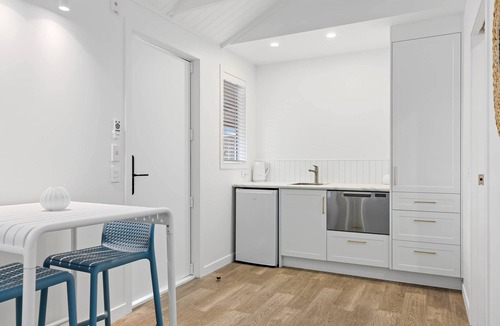 Turangi Apartment | Luxe Studio 2 @ The Quarters