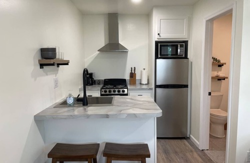 Round Lake Apartment | Luxe Studio near SPAC & Racetrack