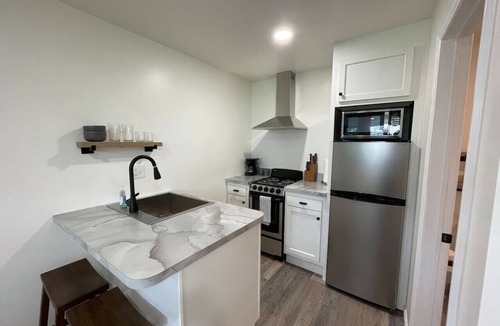 Round Lake Apartment | Luxe Studio near SPAC & Racetrack