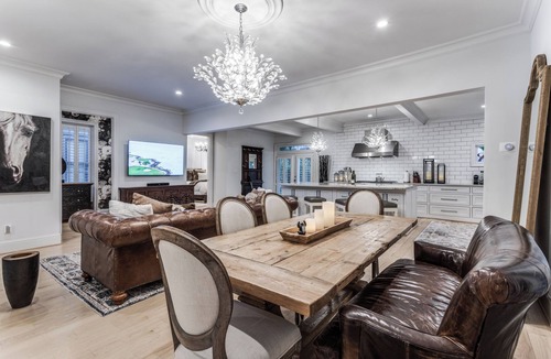 Uptown House | ★ Luxe Thomas Mansion ★ | hot tub, pool, fire pit!