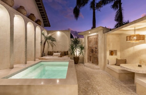 Umalas Villa | Luxe & Unique Honeymoon Villa Bocami Suites 2