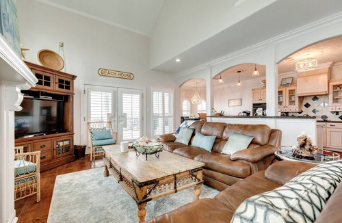 Jamaica Beach House | Luxe Waterfront Home at Jamaica Beach | Heated Pool & Spa |1 Dog OK | Bayfront | 3min to Beach