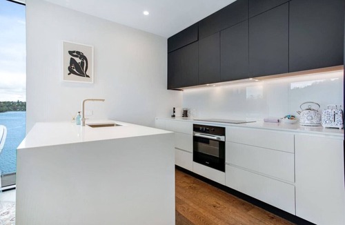 Hobsonville Apartment | Luxe Waterfront Home with Bay Views and Carpark