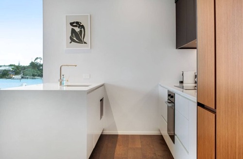 Hobsonville Apartment | Luxe Waterfront Home with Bay Views and Carpark