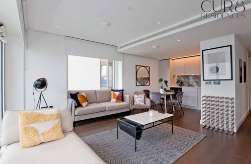 Shepherd's Bush Apartment | Luxe Westfields Living w/Balcony&AC