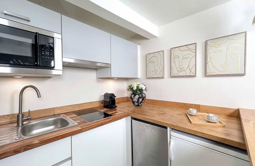 6th Arrondissement Apartment | Luxembourg Garden Authentic studio with lift for 2