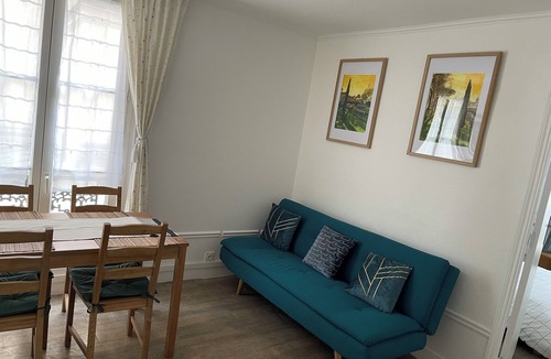 Odeon Apartment | Luxembourg garden Vavin apartment