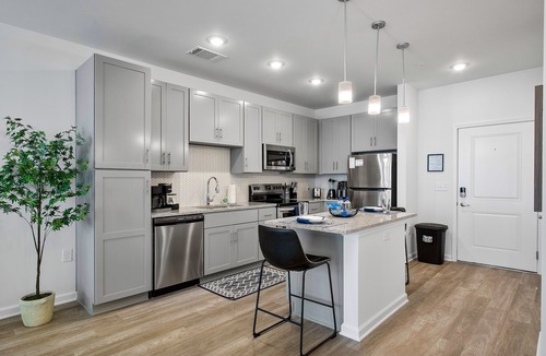 Midlothian Apartment | LuxStay: Upscale Temp Haven