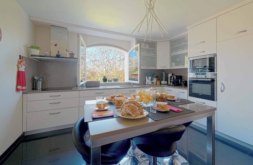 Medan Villa | Luxueuse Villa avec piscine chauffee