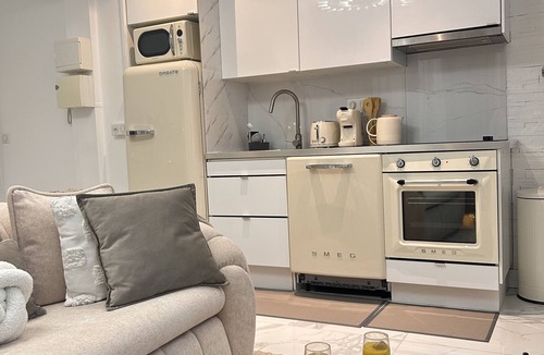 Le Celle-Saint-Cloud Apartment | Luxueux Appartement Jacuzzi Proche de Paris